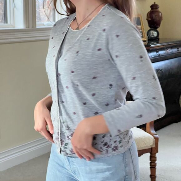 Gorgeous vintage long sleeve cardigan and tee combo, size small floral pattern - Picture 7 of 9